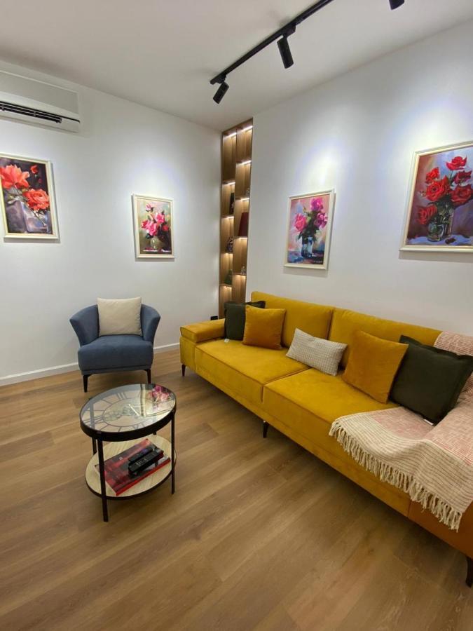 Mjolly Apartment Тирана Екстериор снимка