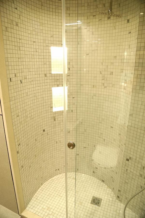 Mjolly Apartment Тирана Екстериор снимка
