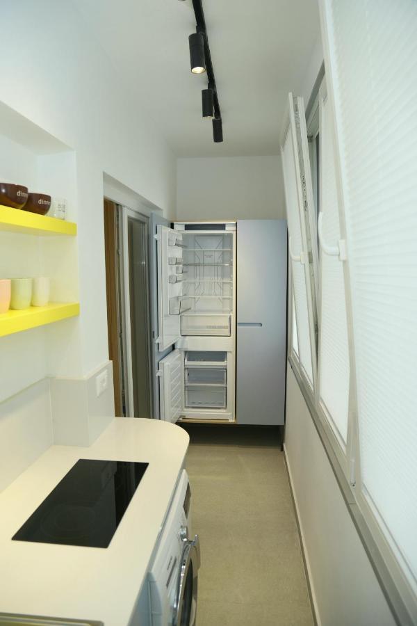 Mjolly Apartment Тирана Екстериор снимка