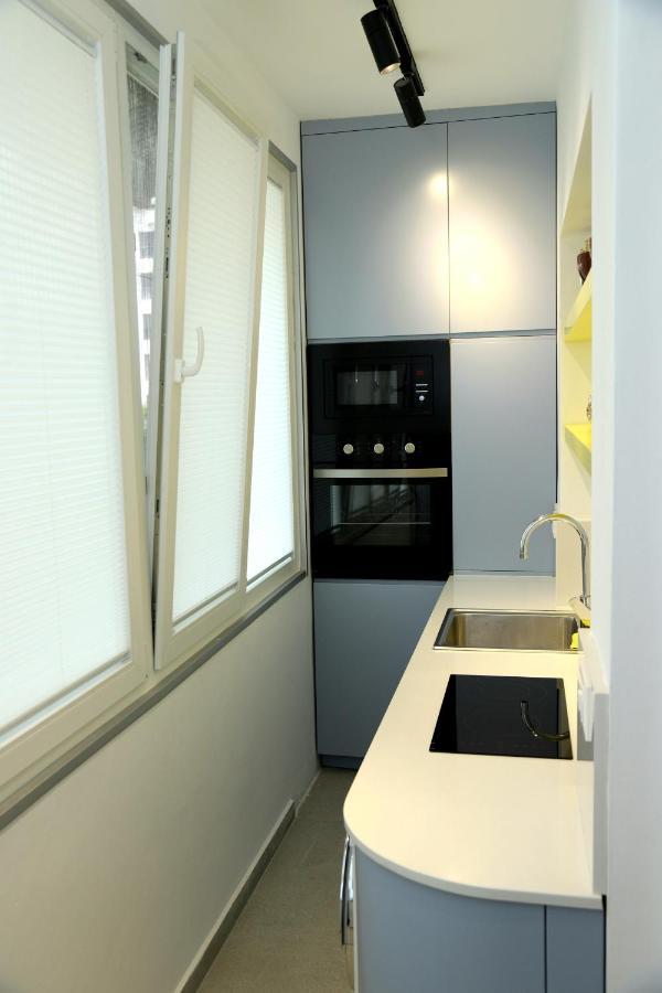 Mjolly Apartment Тирана Екстериор снимка