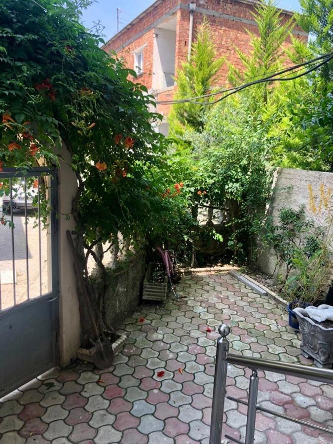 Mjolly Apartment Тирана Екстериор снимка